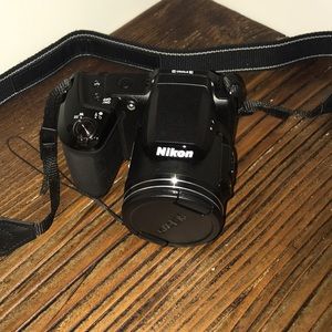 NIKON CAMERA